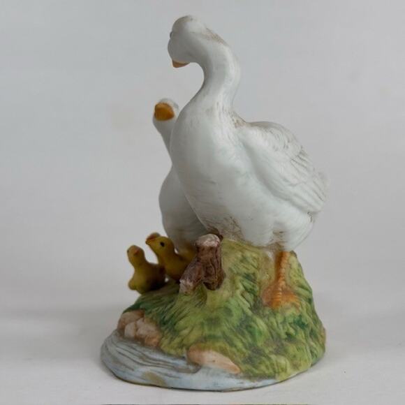 Homco #1459 Porcelain Figurine w/Sticker Duck/Ducklings/Geese Family Vintage - Picture 7 of 16